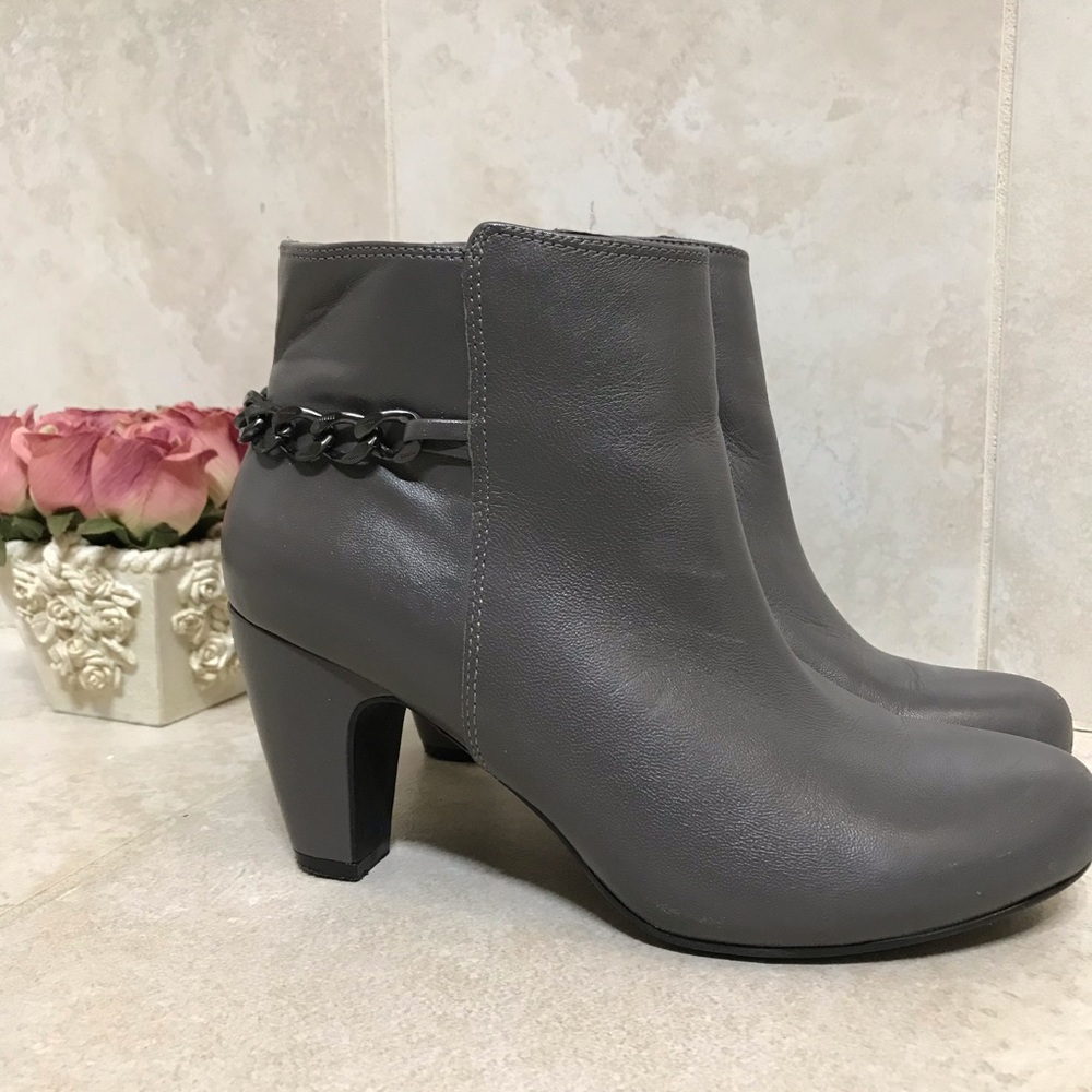 EASY SPIRIT Anti-Gravity booties 7W